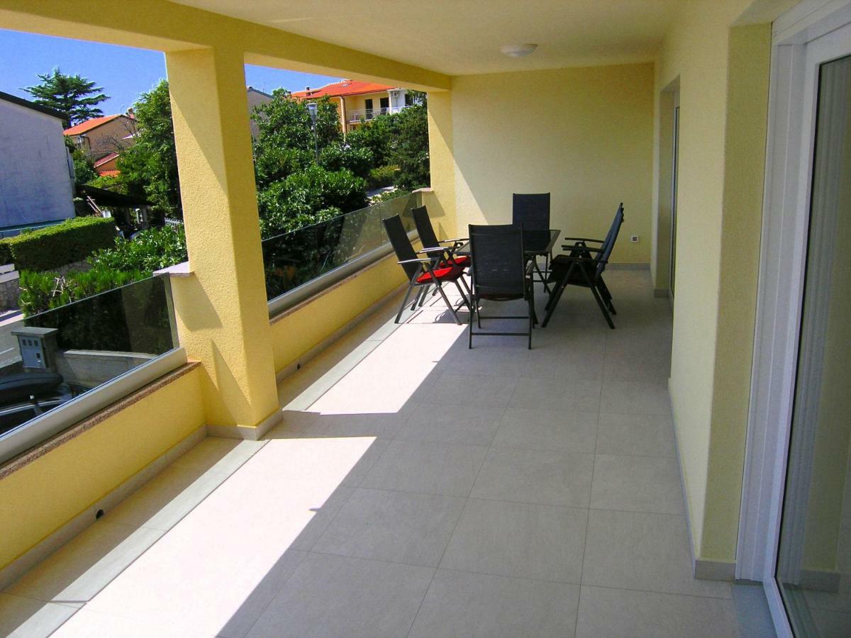 Apartmani Krajinovic Krk Town Zewnętrze zdjęcie